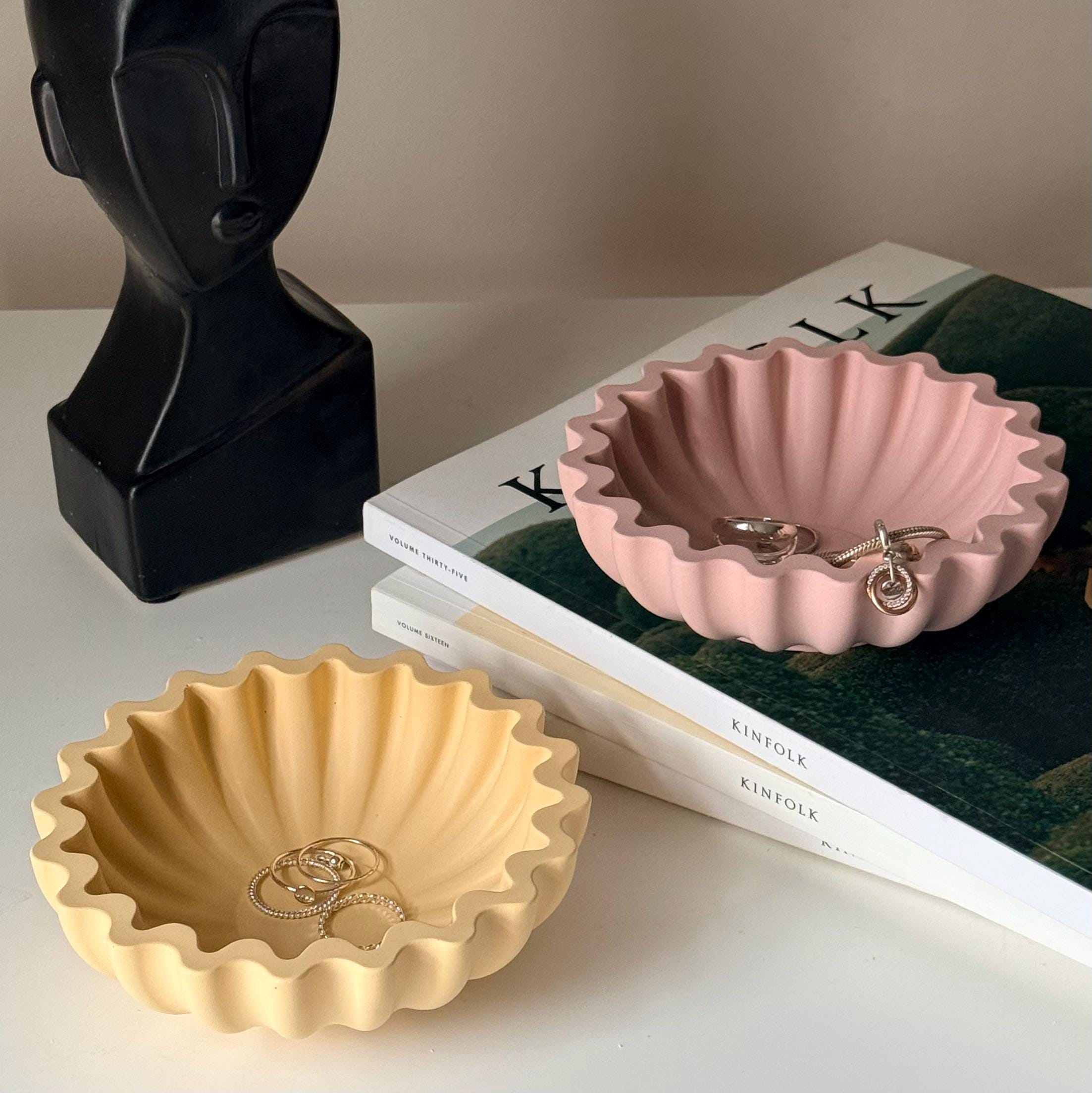 Pleated Geometric Jesmonite Tray, sculptural jewelry dish, product photo 1