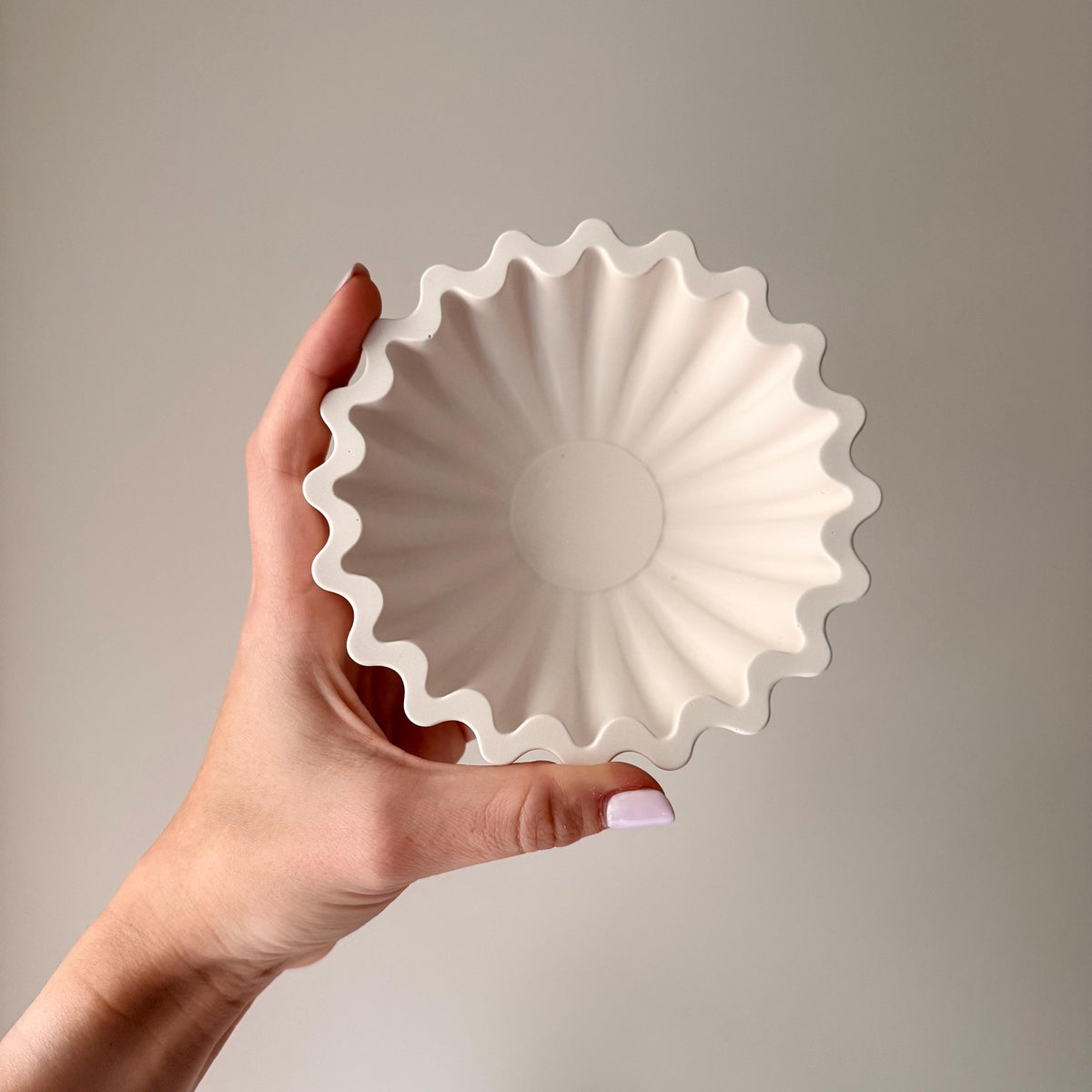 Pleated Geometric Jesmonite Tray, sculptural jewelry dish, product photo 2