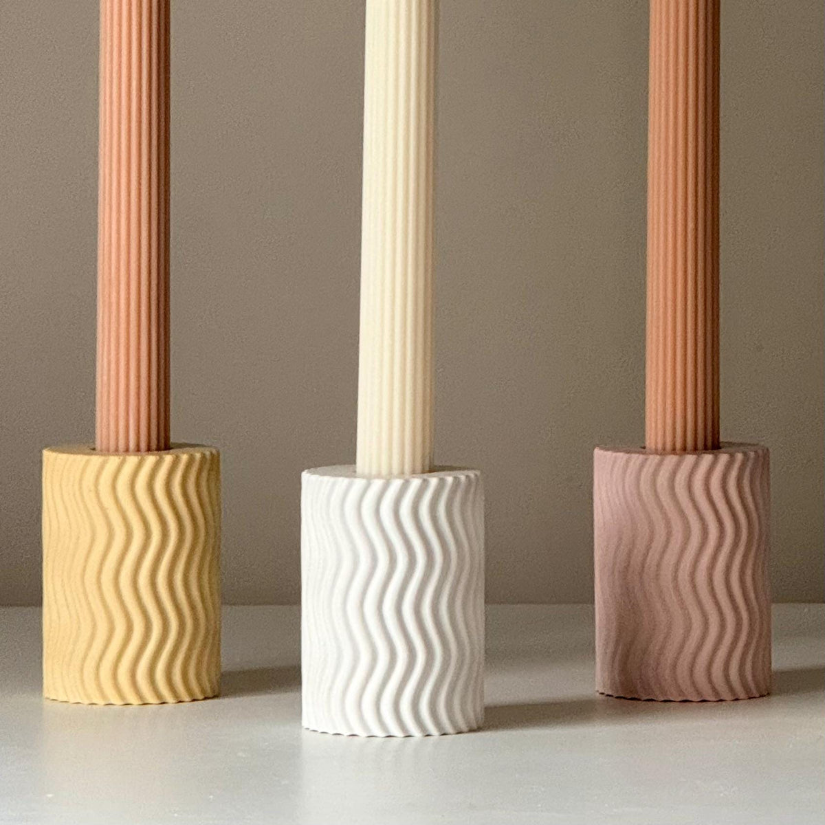 Sculptural Wave Candle Holder | Minimalist Jesmonite Decor